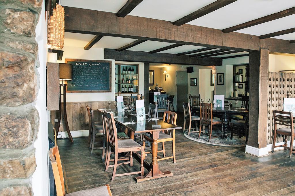 Rose And Crown Hotel Porthcawl Ngoại thất bức ảnh