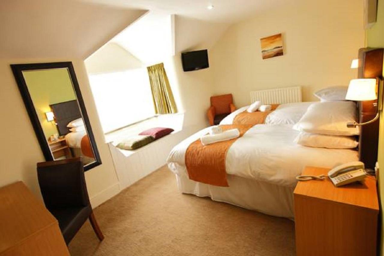 Rose And Crown Hotel Porthcawl Ngoại thất bức ảnh