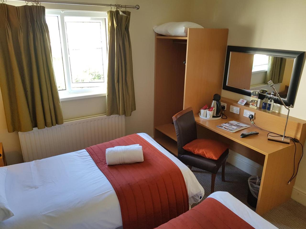 Rose And Crown Hotel Porthcawl Ngoại thất bức ảnh