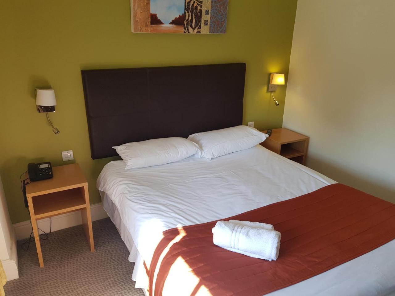 Rose And Crown Hotel Porthcawl Ngoại thất bức ảnh