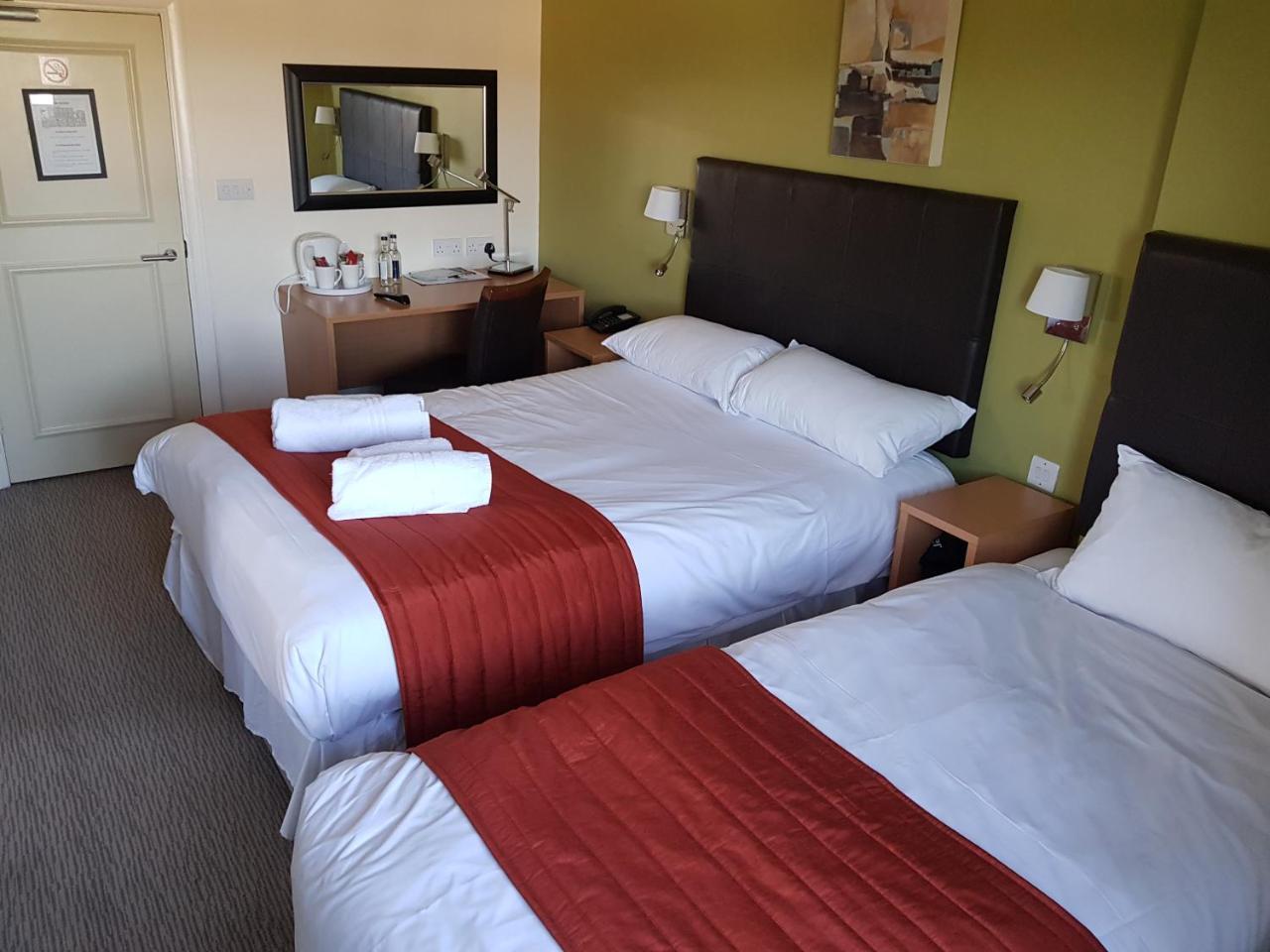 Rose And Crown Hotel Porthcawl Ngoại thất bức ảnh